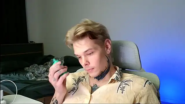 DENIS_HERE Webcamshow