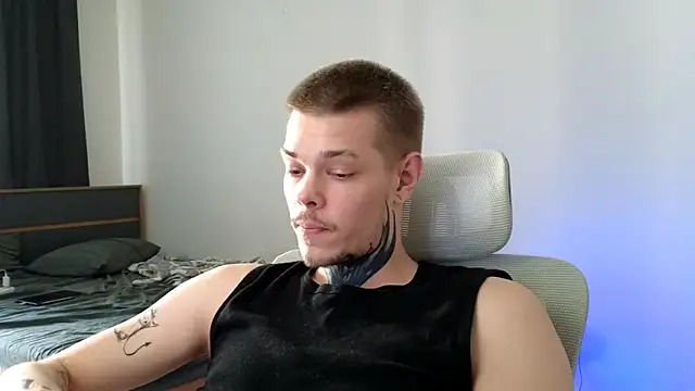 DENIS_HERE: вебкам-шоу