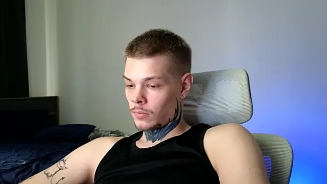 DENIS_HERE 网络视讯表演
