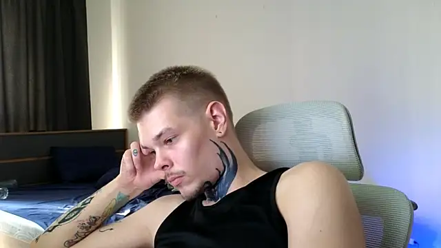 DENIS_HERE: вебкам-шоу