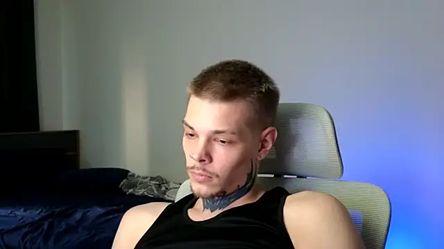 DENIS_HERE's Webcam Show