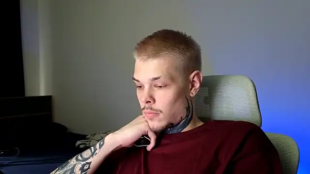 DENIS_HERE Webcam-Show