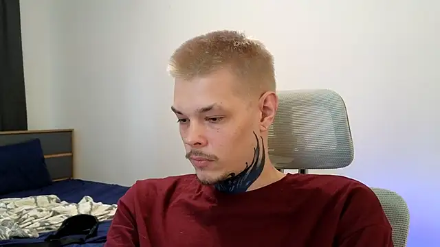 DENIS_HERE Шоу с уебкамера