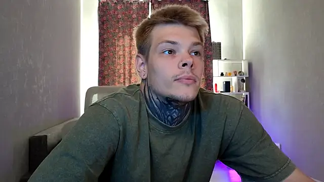 Вебкам-шоу DENIS_HERE
