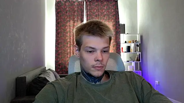 DENIS_HERE Webcam Show