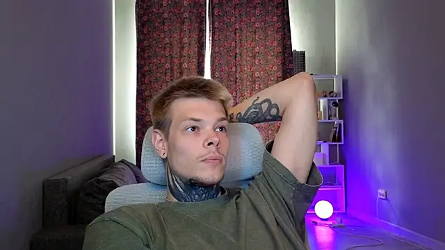 Webkamerová show DENIS_HERE