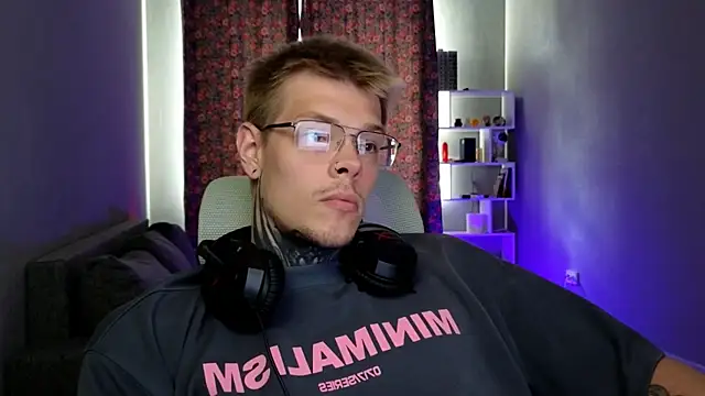 DENIS_HERE: вебкам-шоу