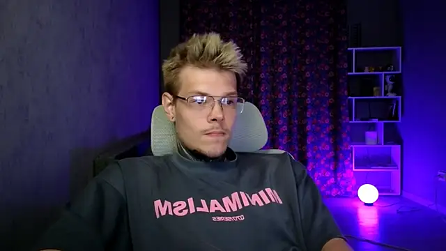 Webkamerová show DENIS_HERE