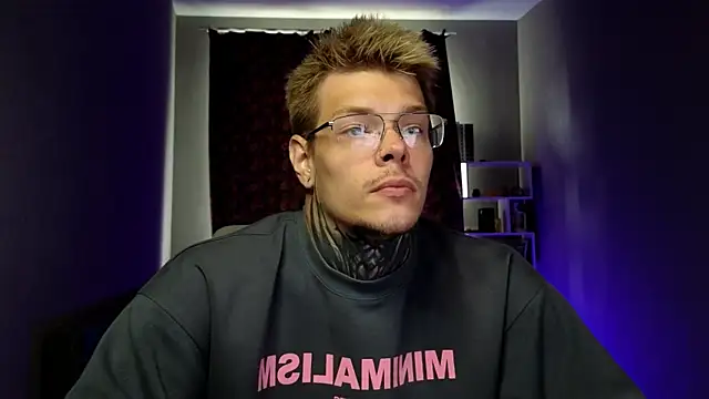 DENIS_HERE Шоу с уебкамера