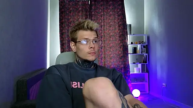 Webkamerová show DENIS_HERE