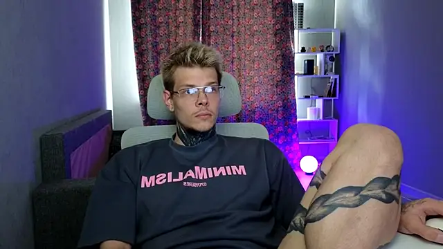 DENIS_HERE Show Webcam