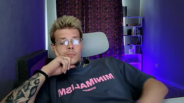 Webkamerová show DENIS_HERE