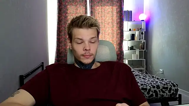 DENIS_HERE webcam show