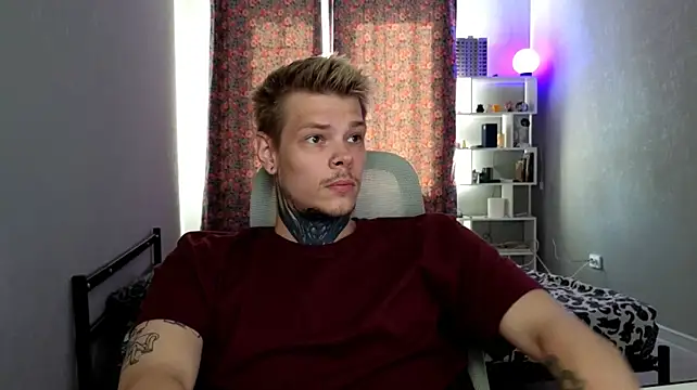 DENIS_HERE Live XXX-Chat
