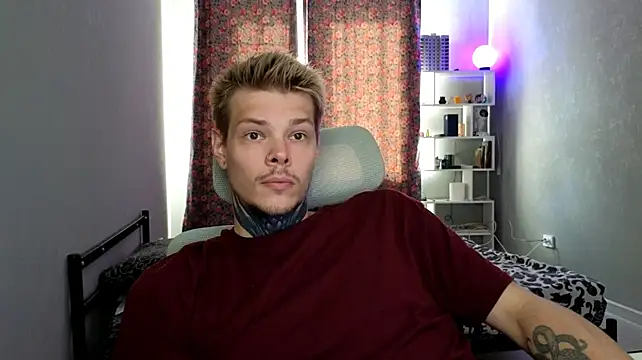 DENIS_HERE webcam show