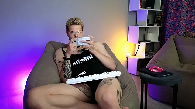 DENIS_HERE Webcamshow