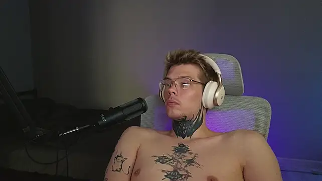 DENIS_HERE Webcamshow