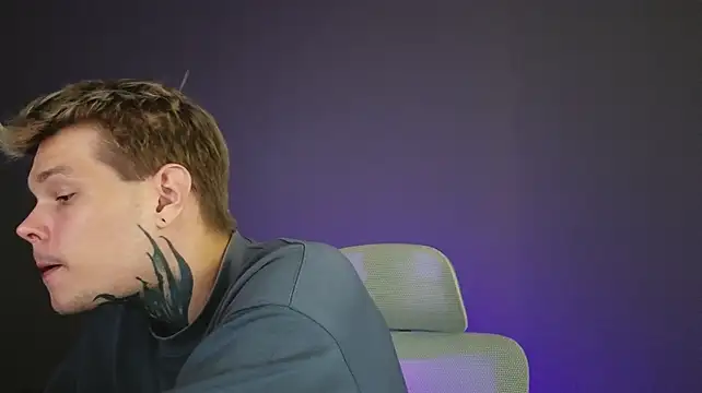 Вебкам-шоу DENIS_HERE