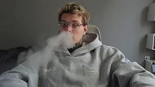 DENIS_HERE's Webcam Show