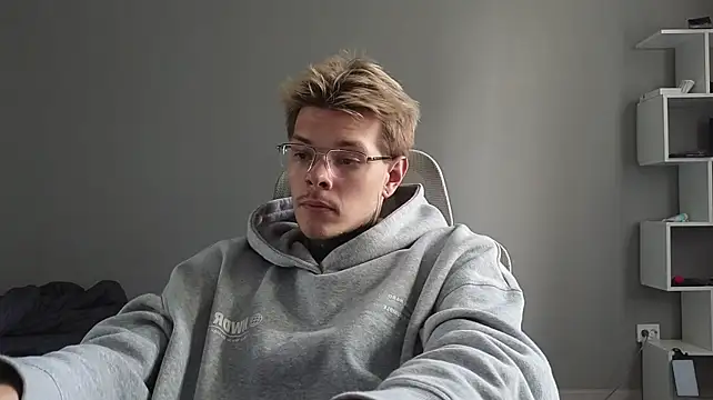 DENIS_HERE Шоу с уебкамера