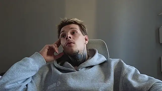 DENIS_HERE Webcamshow