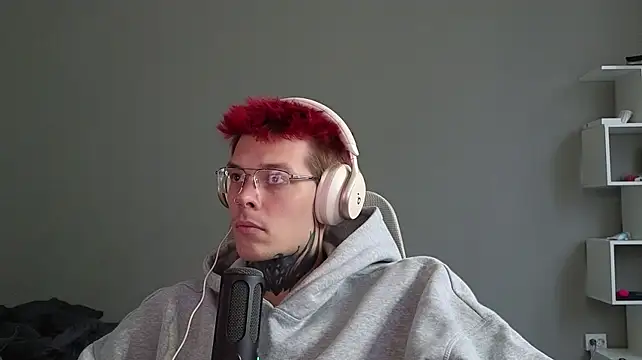 DENIS_HERE 网络视讯表演