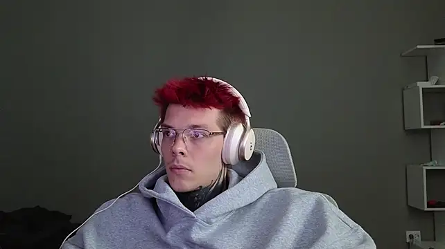 DENIS_HERE 网络视讯表演