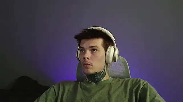 DENIS_HERE Show Webcam