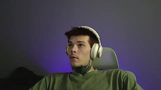 DENIS_HERE Show Webcam
