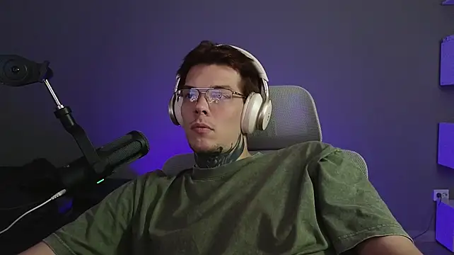DENIS_HERE: вебкам-шоу