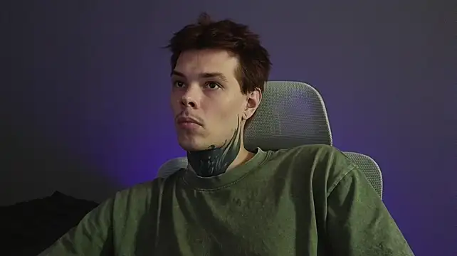 DENIS_HERE 网络视讯表演