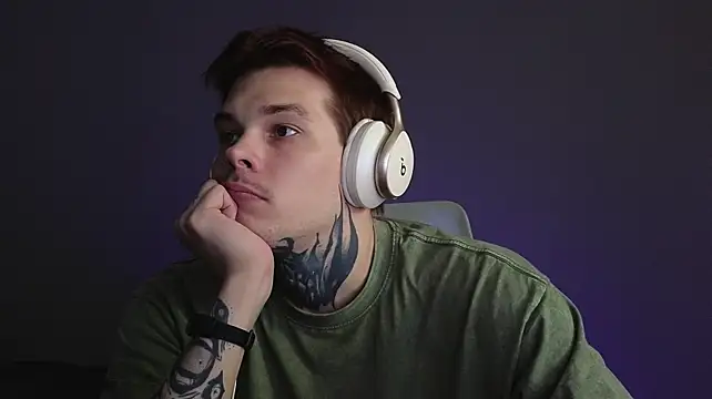 DENIS_HERE Webcam-Show