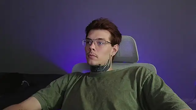 DENIS_HERE ওয়েবক্যাম শো