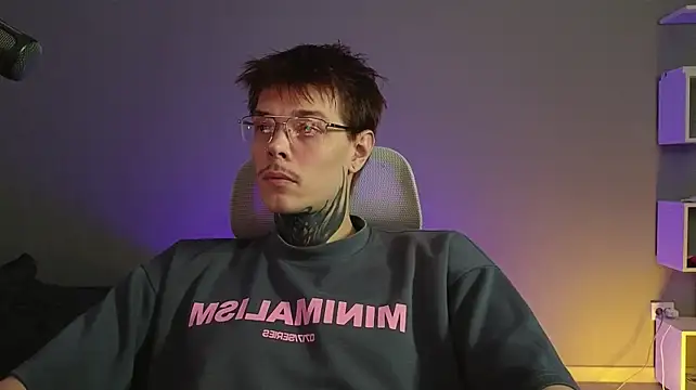 DENIS_HERE 在線直播表演