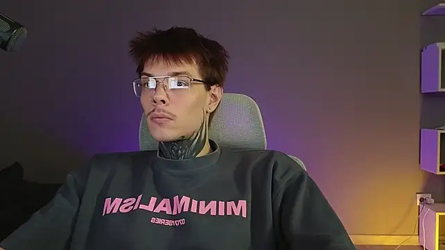 DENIS_HERE's Webcam Show