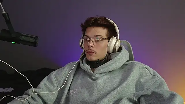 DENIS_HERE: απευθείας συνομιλία ΧΧΧ
