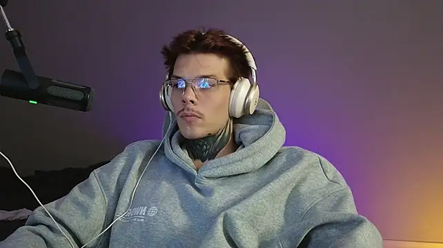 Webkamerová show DENIS_HERE