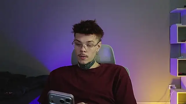DENIS_HERE ওয়েবক্যাম শো