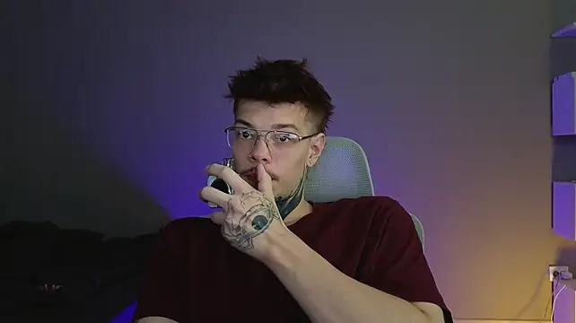 Webkamerová show DENIS_HERE