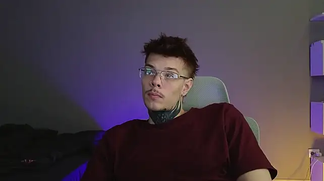 DENIS_HERE: вебкам-шоу