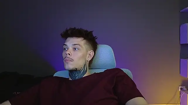 DENIS_HERE Webcam-Show