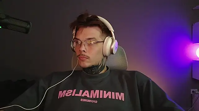 DENIS_HERE: вебкам-шоу