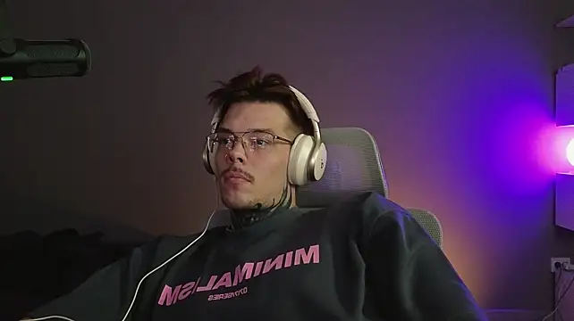Webkamerová show DENIS_HERE