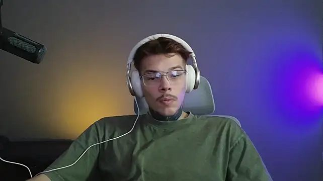 Webkamerová show DENIS_HERE