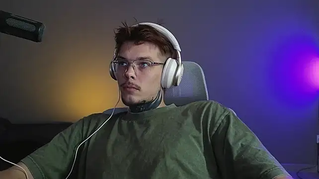 DENIS_HERE Show Webcam