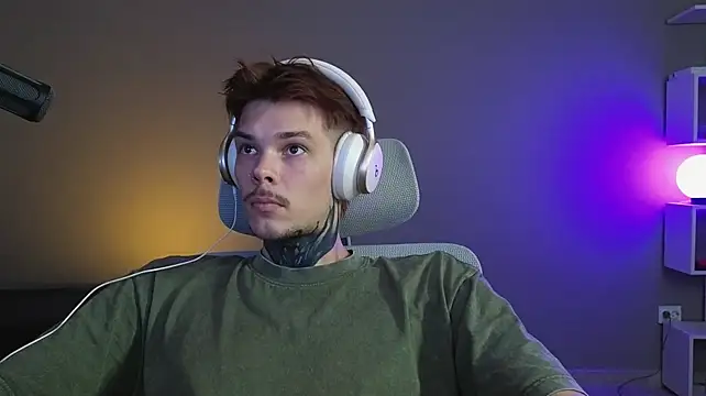 DENIS_HERE: вебкам-шоу