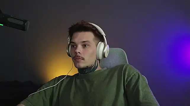 DENIS_HERE Шоу с уебкамера
