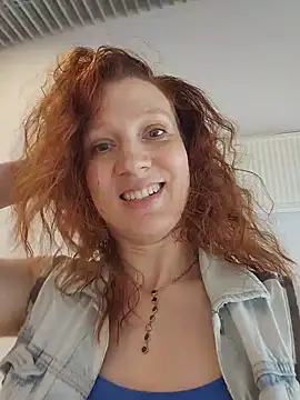Exhibitionsplit's Webcam Show