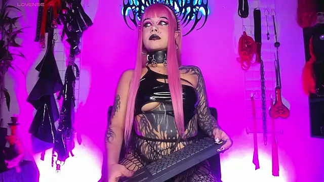 irregular_fetish_n Live XXX chat