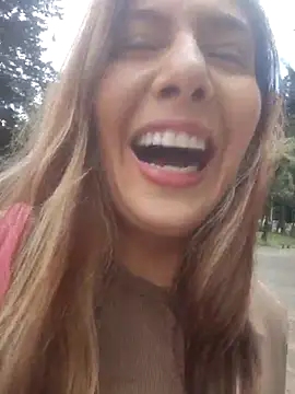 Chat +18 de scarlett_moore ao vivo